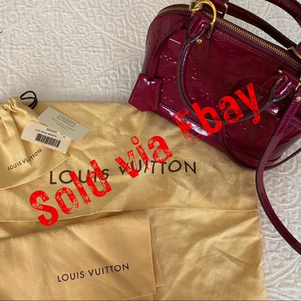 LOUIS VUITTON Vernis Alma BB Magenta